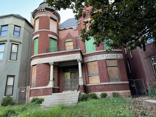 Louisville Historic Tours by null
