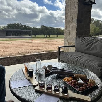Arch Ray Winery - Wine and beer flight - Wineries Near Me - Fredericksburg, Texas