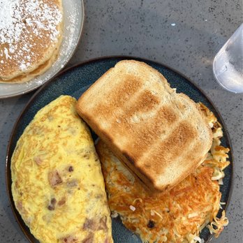Eggsquisite Cafe - Allen - Cowboy Omelet - Breakfast & Brunch Near Me - Allen, Texas