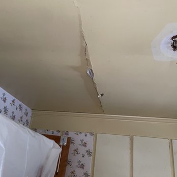 HomePro Masters - before damage from roof leak - Painters Near Me - Norfolk, Virginia