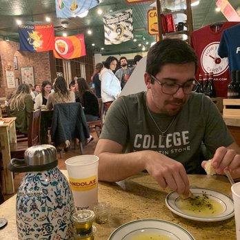 Mandola's Italian - Inside! Complimentary bread and oil - Italian Near Me - Austin, Texas