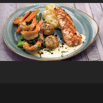 Skates On The Bay - DoorDash photo - Seafood Near Me - Berkeley, California