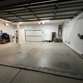 letsOnow - Garage after Mary came - Home Organization Near Me letsOnow - Garage after Mary came - Home Organization Near Me