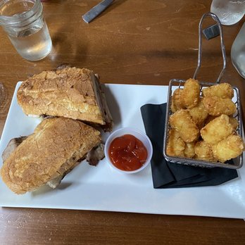 Urban Saloon - Cubano Sandwich - Sports Bars Near Me - Philadelphia, Pennsylvania Urban Saloon - Cubano Sandwich - Sports Bars Near Me - Philadelphia, Pennsylvania