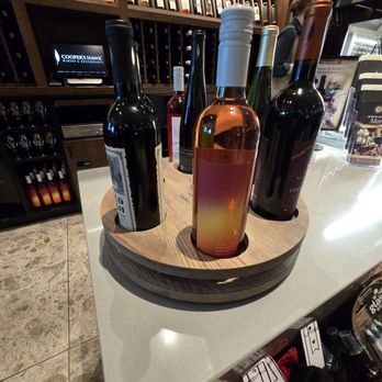 Cooper’s Hawk Winery & Restaurant - American Near Me - Jacksonville, Florida