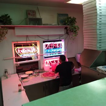 Capri Pizza - Pizza Near Me - Kenilworth, New Jersey