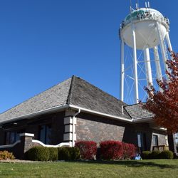 Cochran Dental - Located at 7101 North Oak Trafficway, Under the Gladstone Water Tower.  Cochran Dental, quality dentistry in the KC Northland since 1958