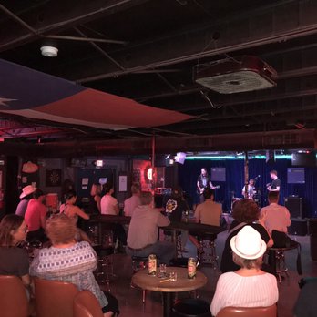 The Lonesome Rose - Minimalist stage leads to quite the intimate experience! - Bars Near Me - San Antonio, Texas