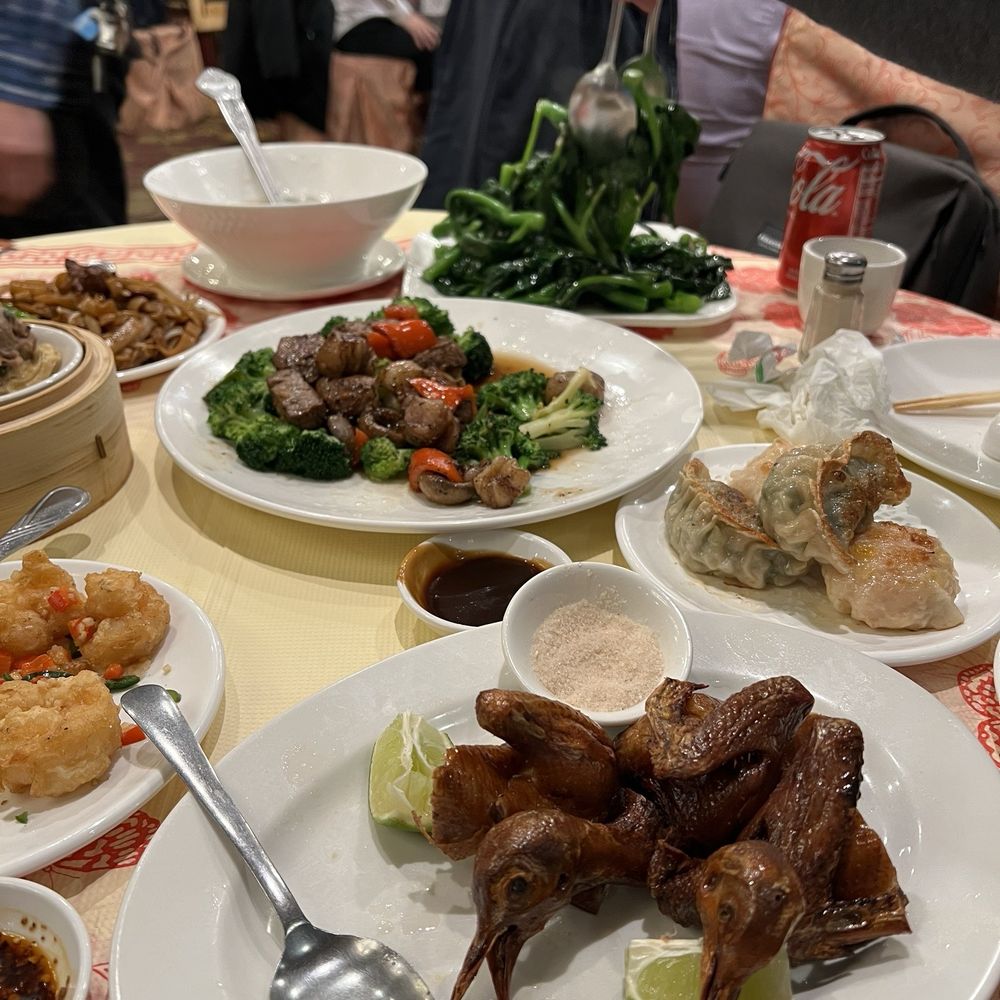 Phoenix Restaurant - Dim Sum Near Me - Chicago, Illinois Phoenix Restaurant - Dim Sum Near Me - Chicago, Illinois
