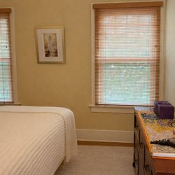 144 Miracles Reiki and Wellness - Treatment room