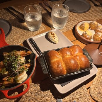 1 Kitchen Hanalei Bay - Appetizers - New American Near Me - Princeville, Hawaii