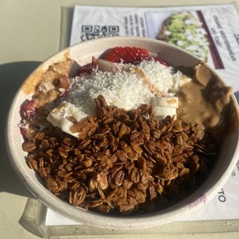 Glowing - Acai Bowl - Health Markets Near Me - Los Angeles, California Glowing - Acai Bowl - Health Markets Near Me - Los Angeles, California