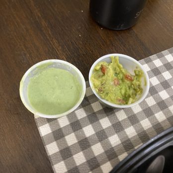 Iguana Joe's - Guacamole Fresca - Mexican Near Me - Crosby, Texas