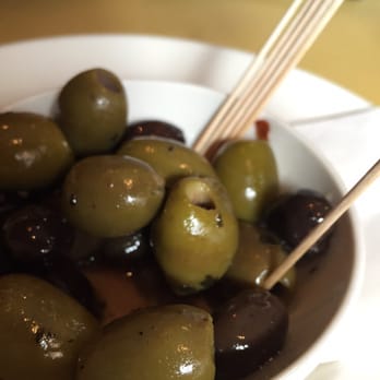 Salvi's Cucina - Olives - Italian Near Me - Manchester, XGM