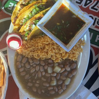 Gaelos - Tacos Birria Combo - Tacos Near Me - Somerset, New Jersey