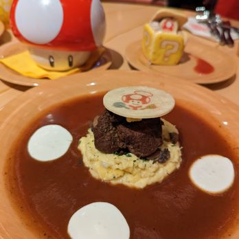 Toadstool Cafe - short rib - Cafes Near Me - Universal City, California