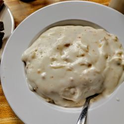 Single biscuit and gravy