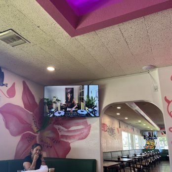 Madres Brunch - Dj tv - Breakfast & Brunch Near Me - Placentia, California