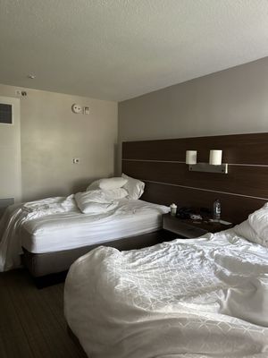 Holiday Inn Express & Suites Springfield