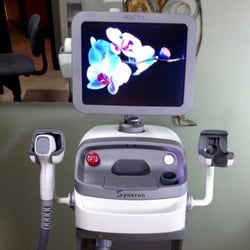 Genie Solutions - Syneron Candela Elos Motif Vantage™ 810 diode laser for hair removal.