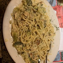 Touch Of Italy - Their AMAZING linguine & chicken !