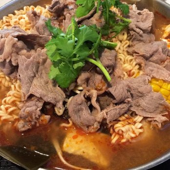 Basil Thai - Thai Near Me - Austin, Texas