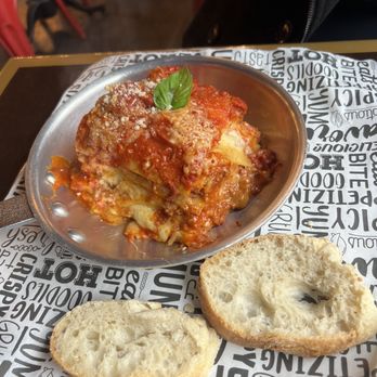 Pummarola - Midtown - Lasagna - Pizza Near Me - Miami, Florida