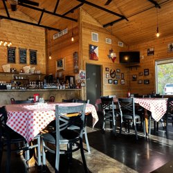Texas Grill & Cafe - Inside dining area - super cute