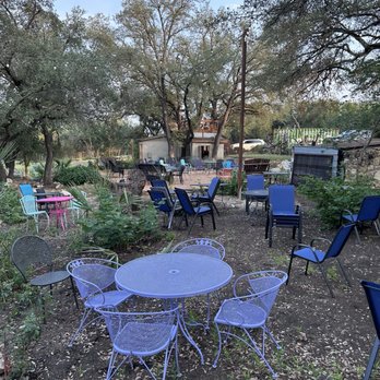 Wakesurf Saloon - Intimate seating - Sports Bars Near Me - Austin, Texas Wakesurf Saloon - Intimate seating - Sports Bars Near Me - Austin, Texas
