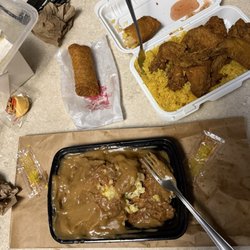 Hong Kong Chinese Restaurant - Vegetable egg foo young  , 1a. Spring Roll (2 Pieces) , fried chicken wings , fried rice