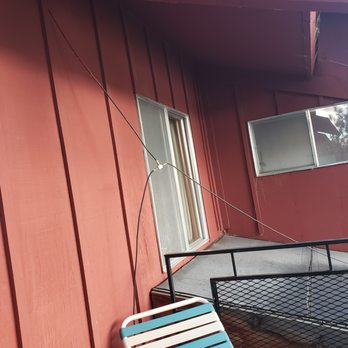 Boulder Lodge - Hotels Near Me - June Lake, California