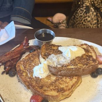 Wexford, Savannah's Irish Pub - French Toast with Bacon - Irish Pub Near Me - Savannah, Georgia Wexford, Savannah's Irish Pub - French Toast with Bacon - Irish Pub Near Me - Savannah, Georgia