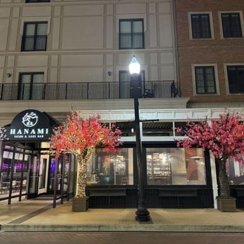 Hanami Sushi & Sake Bar - Sushi Bars Near Me - Carmel, Indiana