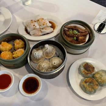 Aberdeen - Chive dumplings, hahgaw, shrimp shumai, shrimp noodle crepes and chicken feet - Dim Sum Near Me - White Plains, New York Aberdeen - Chive dumplings, hahgaw, shrimp shumai, shrimp noodle crepes and chicken feet - Dim Sum Near Me - White Plains, New York