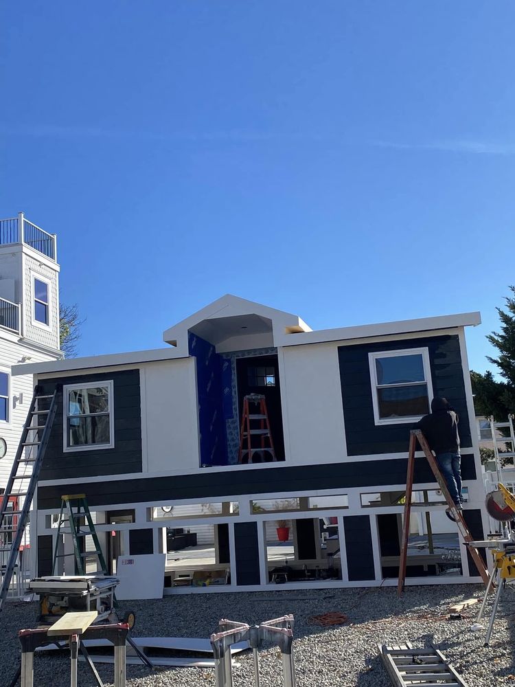 Slide of Vic Construction