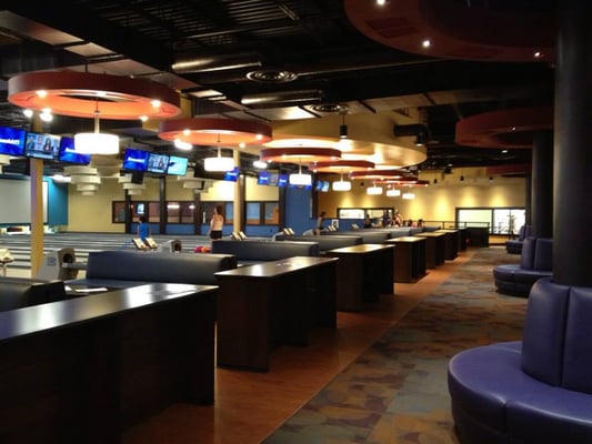 CW Lanes & Games by null