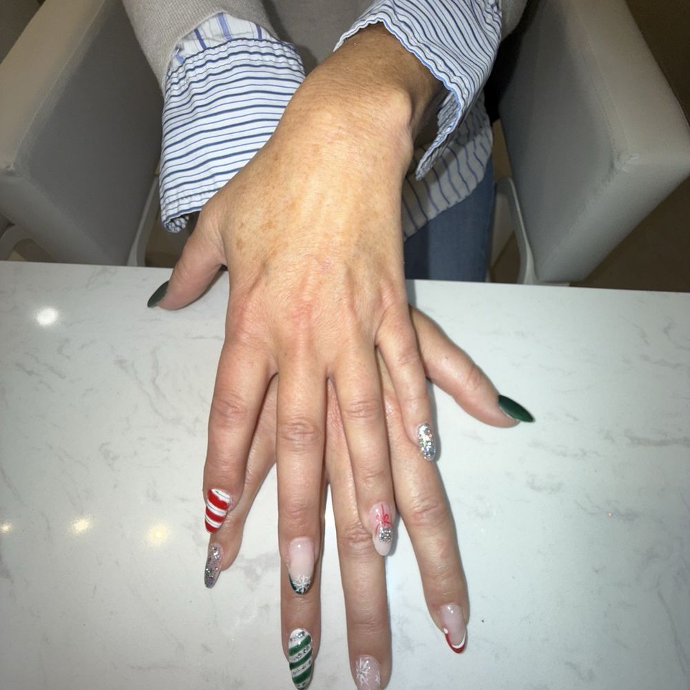 Barberry Nails & Spa - Christmas nails - Nail Salons Near Me - Syosset, New York Barberry Nails & Spa - Christmas nails - Nail Salons Near Me - Syosset, New York