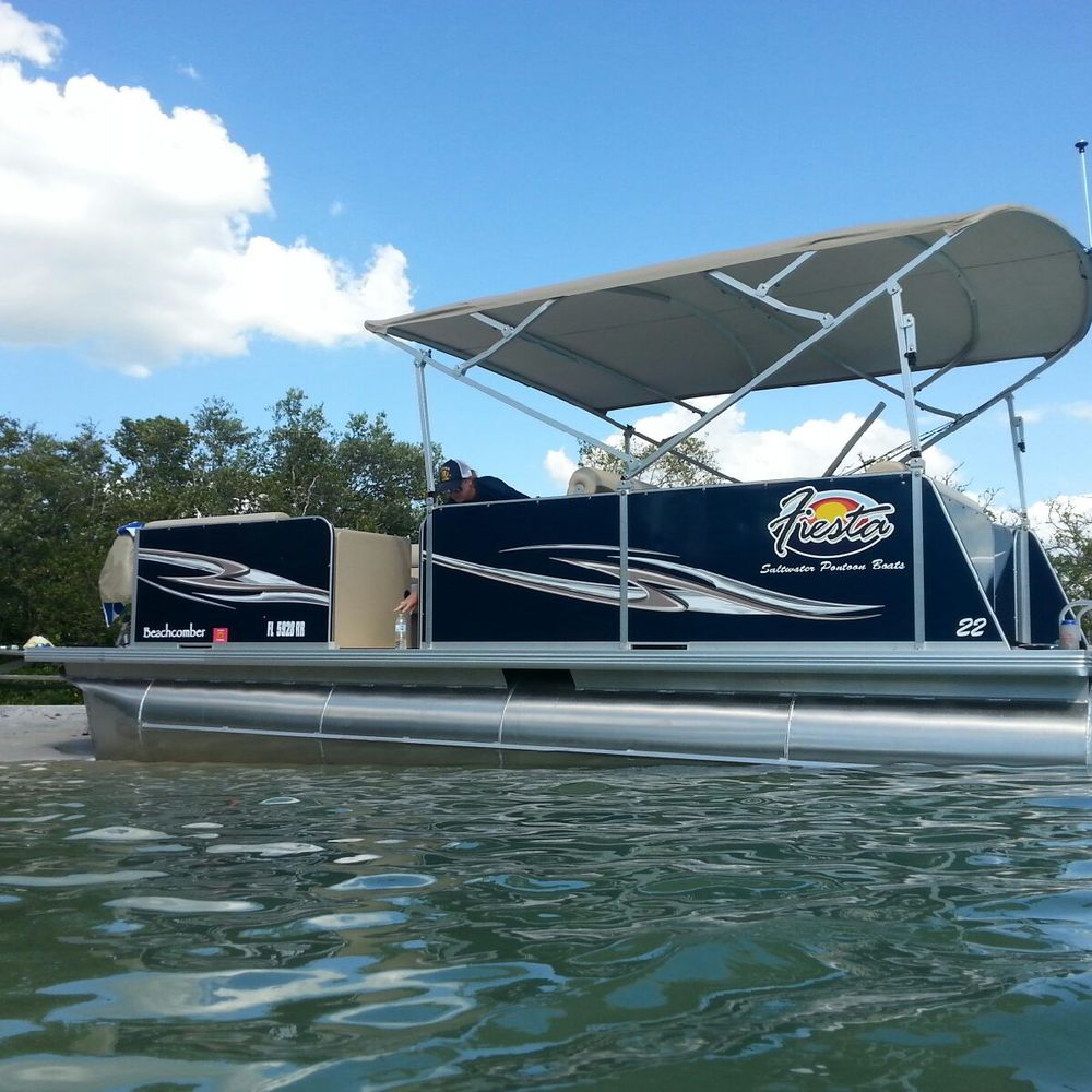 Easy Cruisin' - Great boat. Stable, lots of shade, plenty of comfortable seating, and tunes. - Boat Tours Near Me