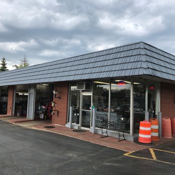Ravenswood Auto Center - Auto Repair Near Me - New Berlin, Wisconsin Ravenswood Auto Center - Auto Repair Near Me - New Berlin, Wisconsin