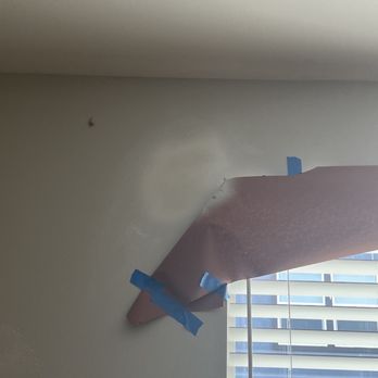 Mr Gomez Construction - Drywall patching and touch up - General Contractors Near Me