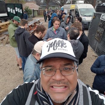 la Barbecue - Saturday line... but worth the 75-minute wait. - Barbeque Near Me - Austin, Texas la Barbecue - Saturday line... but worth the 75-minute wait. - Barbeque Near Me - Austin, Texas
