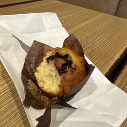 Menyikish Grill - Blueberry muffin