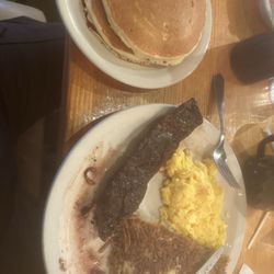 Crispy Waffle - Skirt steak hash browns and pancakes that are included!!!!!