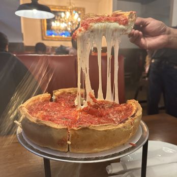 Giordano's - Small Pepperoni Deep Dish Pizza - Pizza Near Me - Chicago, Illinois Giordano's - Small Pepperoni Deep Dish Pizza - Pizza Near Me - Chicago, Illinois