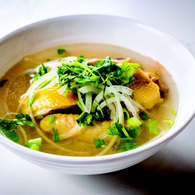 Phở Gà Vàng by null