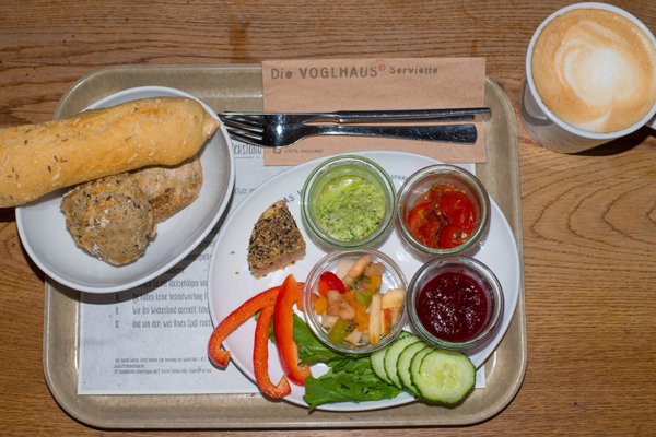 Das voglhaus cafe und kaufhaus by null
