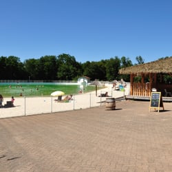 Domaine de la Dombes - La piscine naturelle