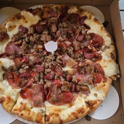 Mama J's Pizzeria