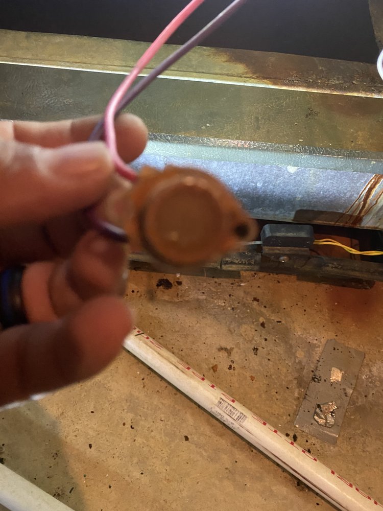 Slide of Castillo HVAC