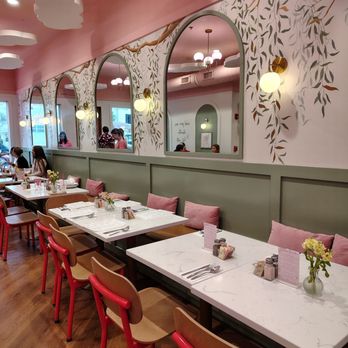 Pink Willow Cafe - Breakfast & Brunch Near Me - Cottleville, Missouri